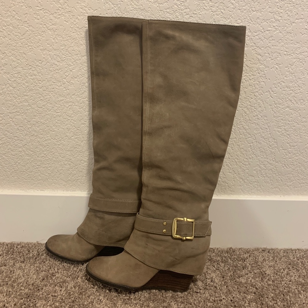 Vince Camuto Alician Suede Wedge Boot - like new.